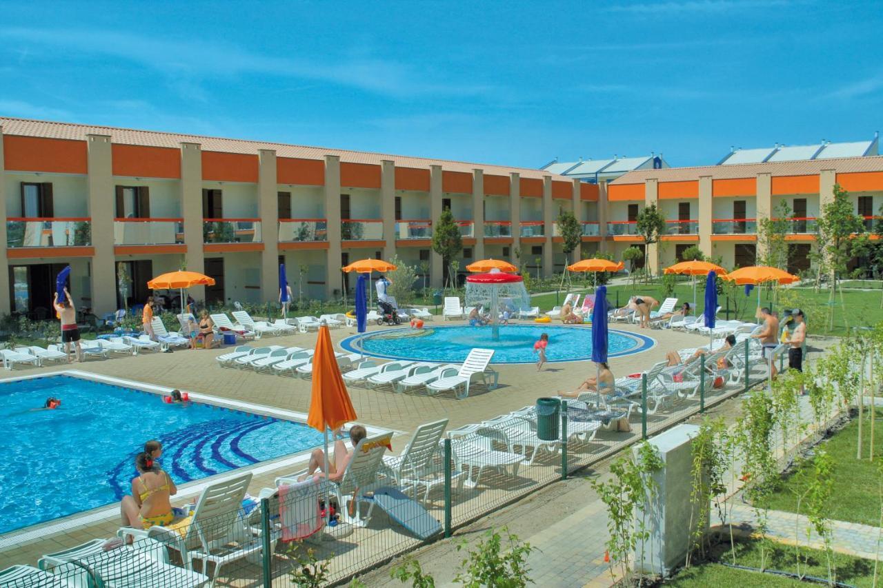 Altanea Residences Con Piscina Caorle Zewnętrze zdjęcie