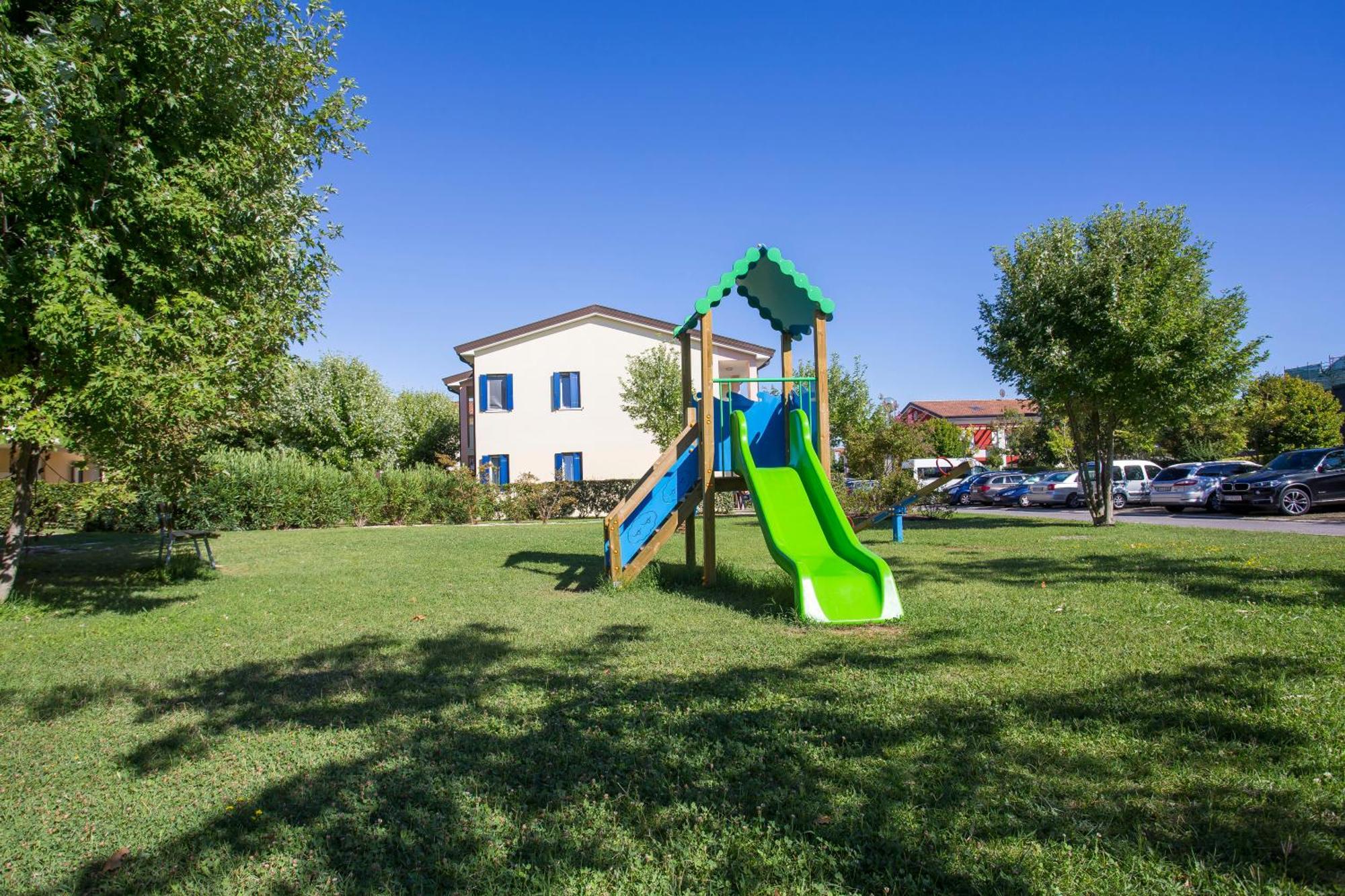 Altanea Residences Con Piscina Caorle Zewnętrze zdjęcie