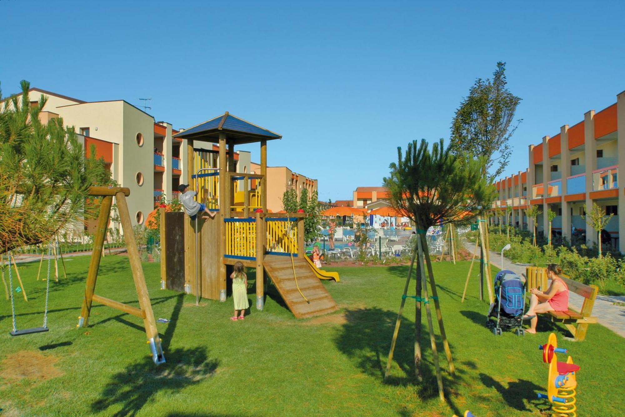 Altanea Residences Con Piscina Caorle Zewnętrze zdjęcie